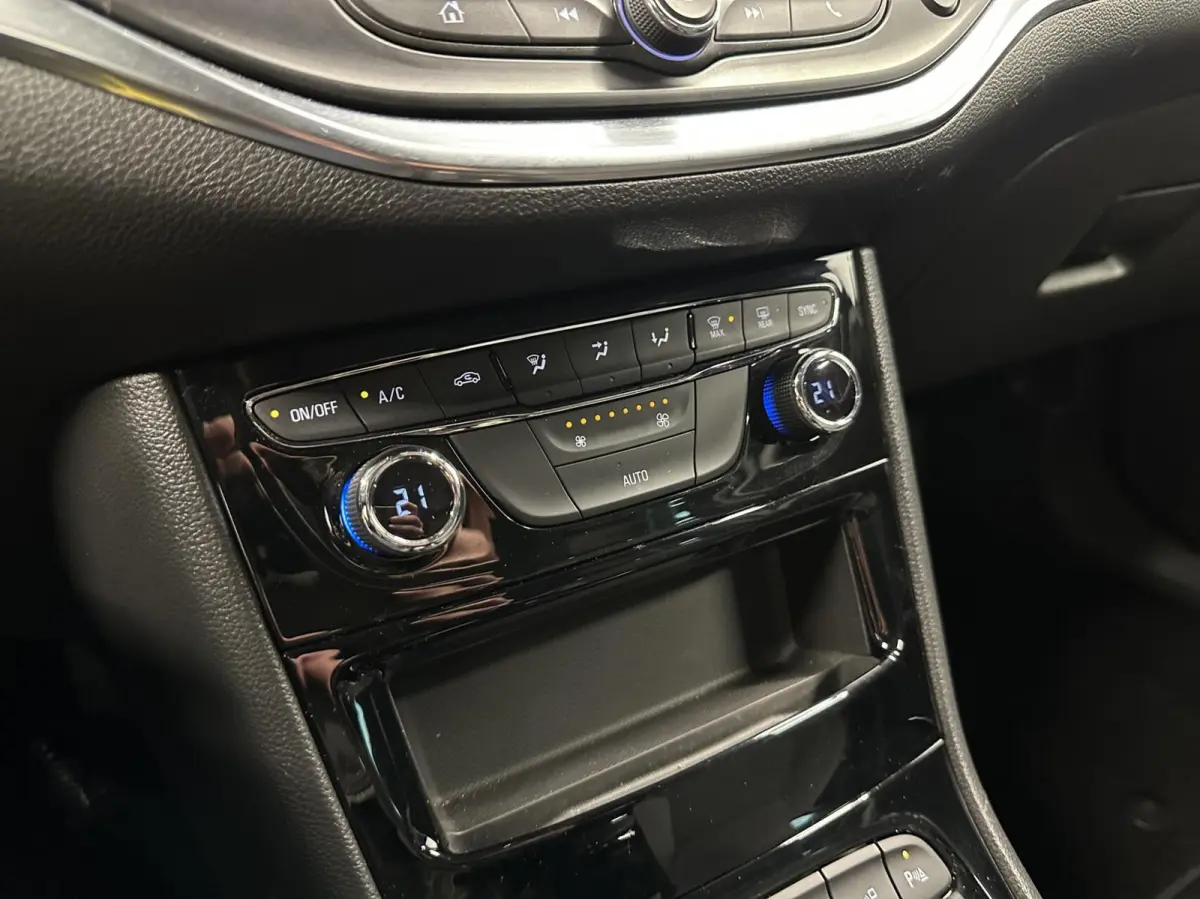 1.2 Design & Tech NAVI ECC CRUISE LM.