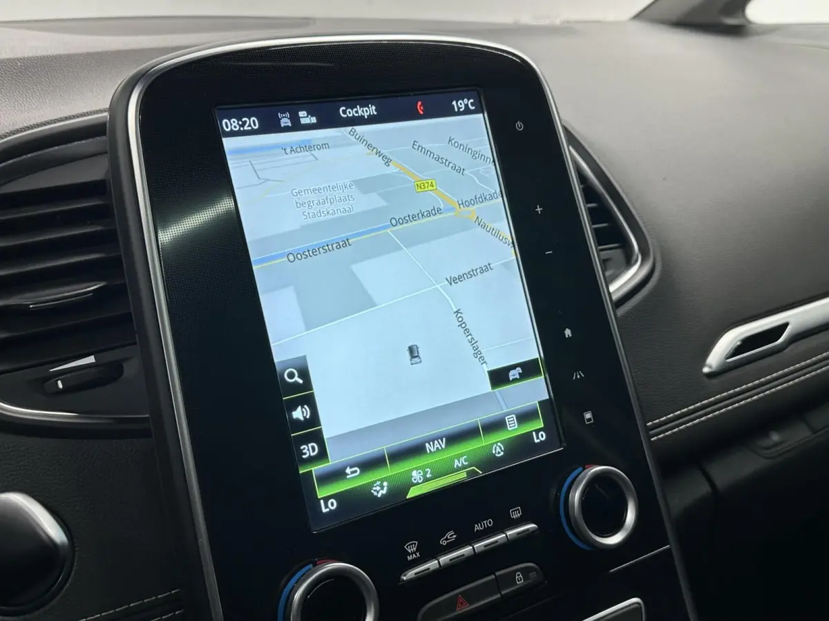 1.2 TCe Bose PANO CARPLAY ECC NAVI CRUISE HEAD UP.