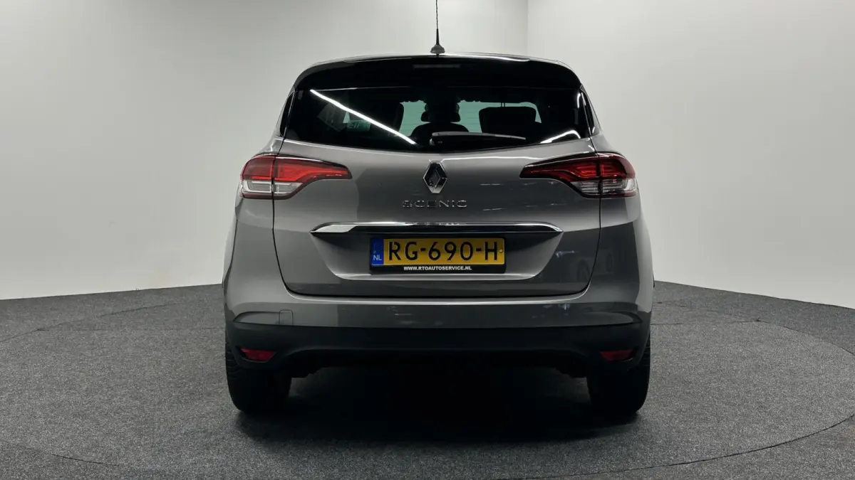 1.2 TCe Bose PANO CARPLAY ECC NAVI CRUISE HEAD UP.