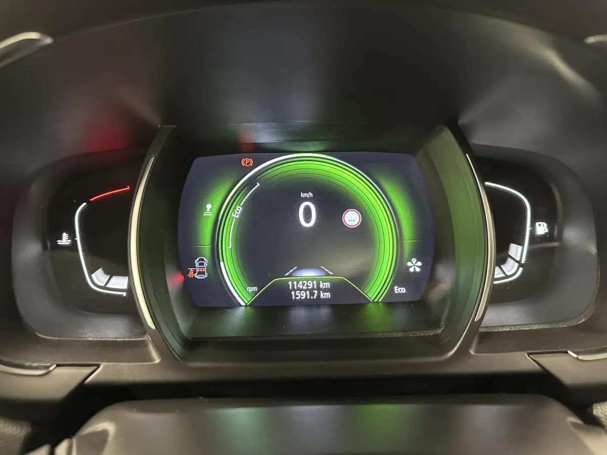 1.2 TCe Bose PANO CARPLAY ECC NAVI CRUISE HEAD UP.