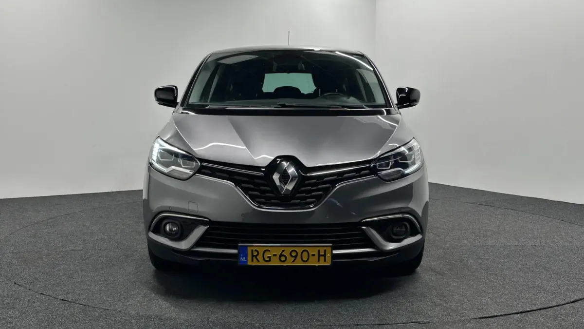 1.2 TCe Bose PANO CARPLAY ECC NAVI CRUISE HEAD UP.