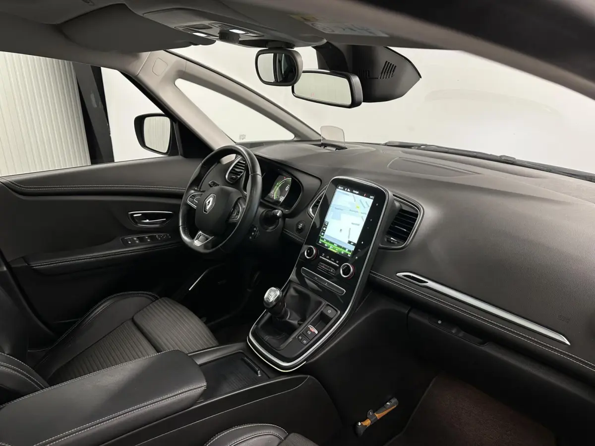 1.2 TCe Bose PANO CARPLAY ECC NAVI CRUISE HEAD UP.