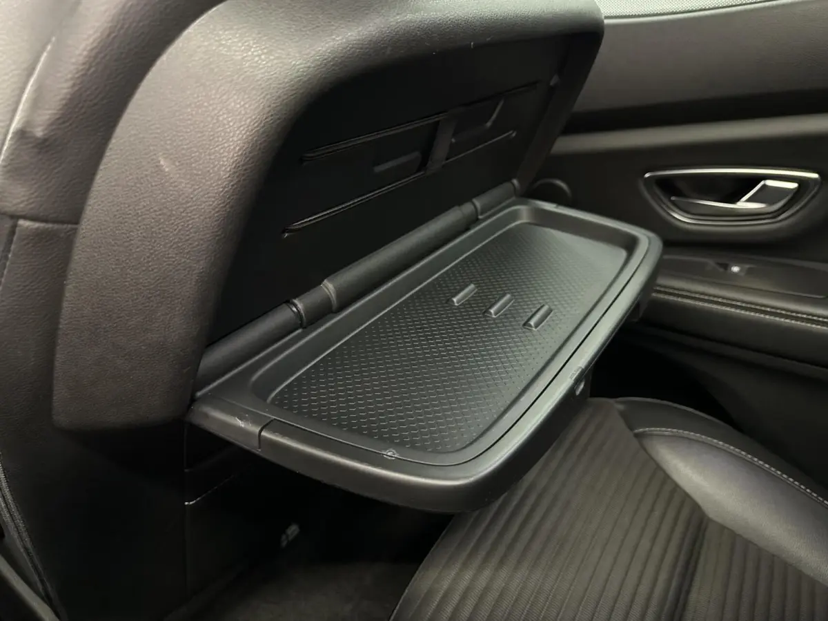 1.2 TCe Bose PANO CARPLAY ECC NAVI CRUISE HEAD UP.