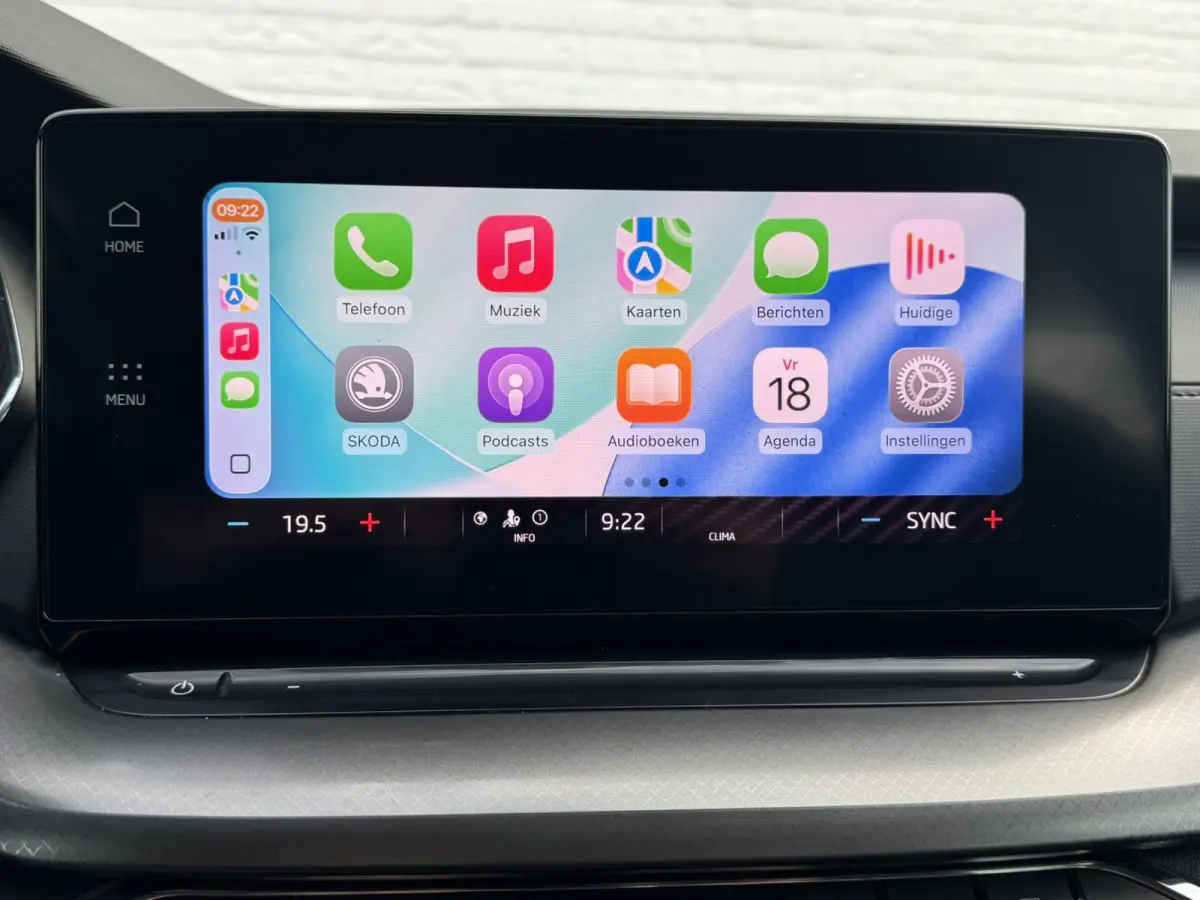 1.0 e-TSI Ambition Automaat ElectrTrekhaak Clima Carplay Navi Digitaal Dash Sfeerverlichting All-Season banden