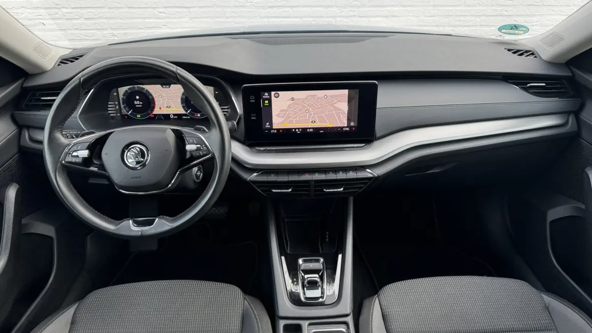 1.0 e-TSI Ambition Automaat ElectrTrekhaak Clima Carplay Navi Digitaal Dash Sfeerverlichting All-Season banden