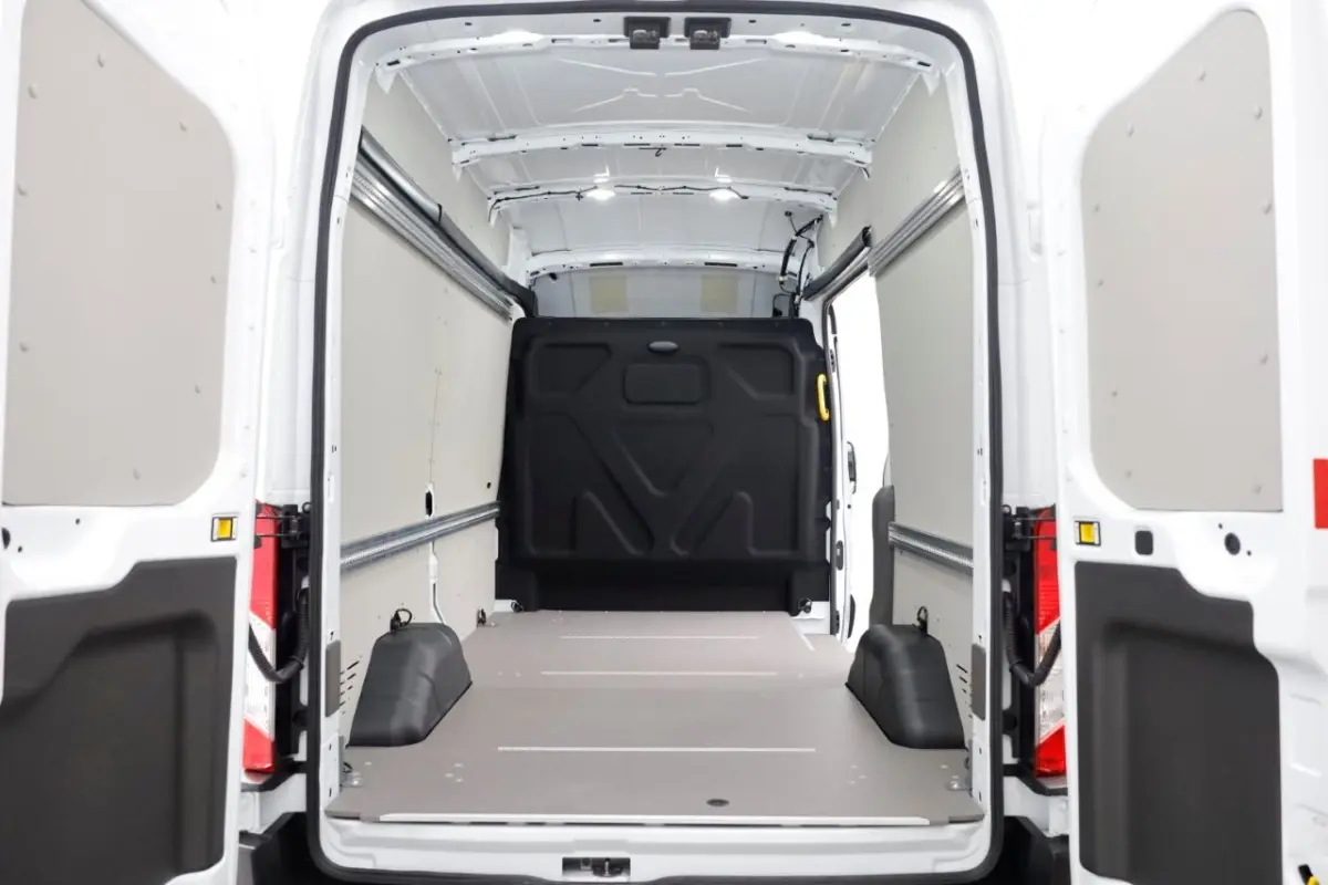 350 L2H3 68 kWh Trend 100% Elektrisch Snellader/Airco/Navi SOH 98,2% 12-2024
