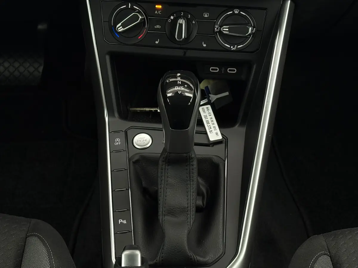 1.0 TSI 95 pk Life Edition 7-DSG | Apple Carplay | Parkeersensoren | Cruise control adaptief |