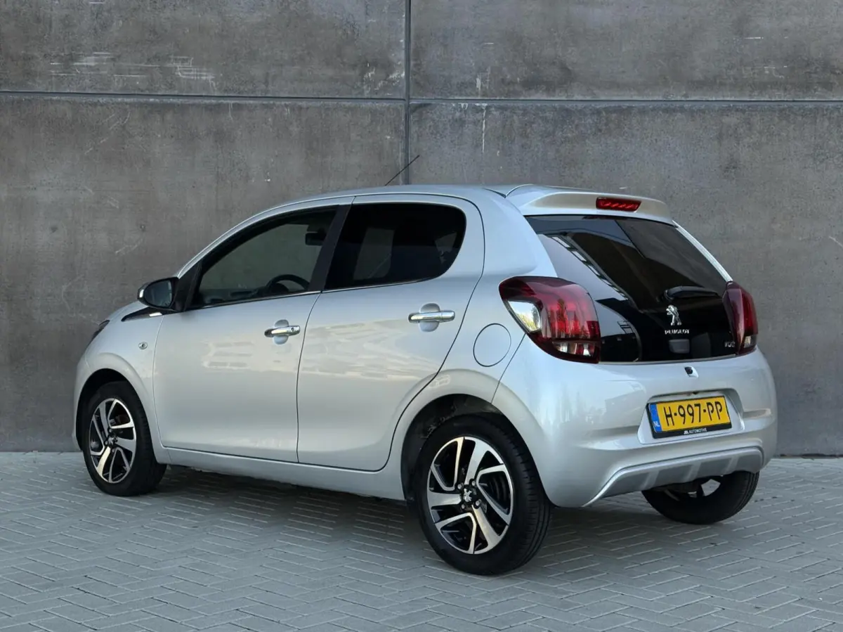 1.0 e-VTi Allure | CarPlay | Camera | Climate control | ORG. NL | Led | Lichtmetaal |