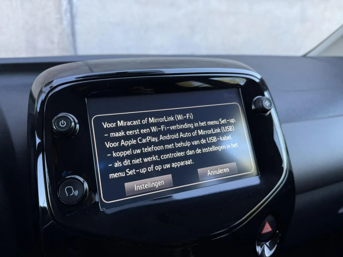 1.0 e-VTi Allure | CarPlay | Camera | Climate control | ORG. NL | Led | Lichtmetaal |