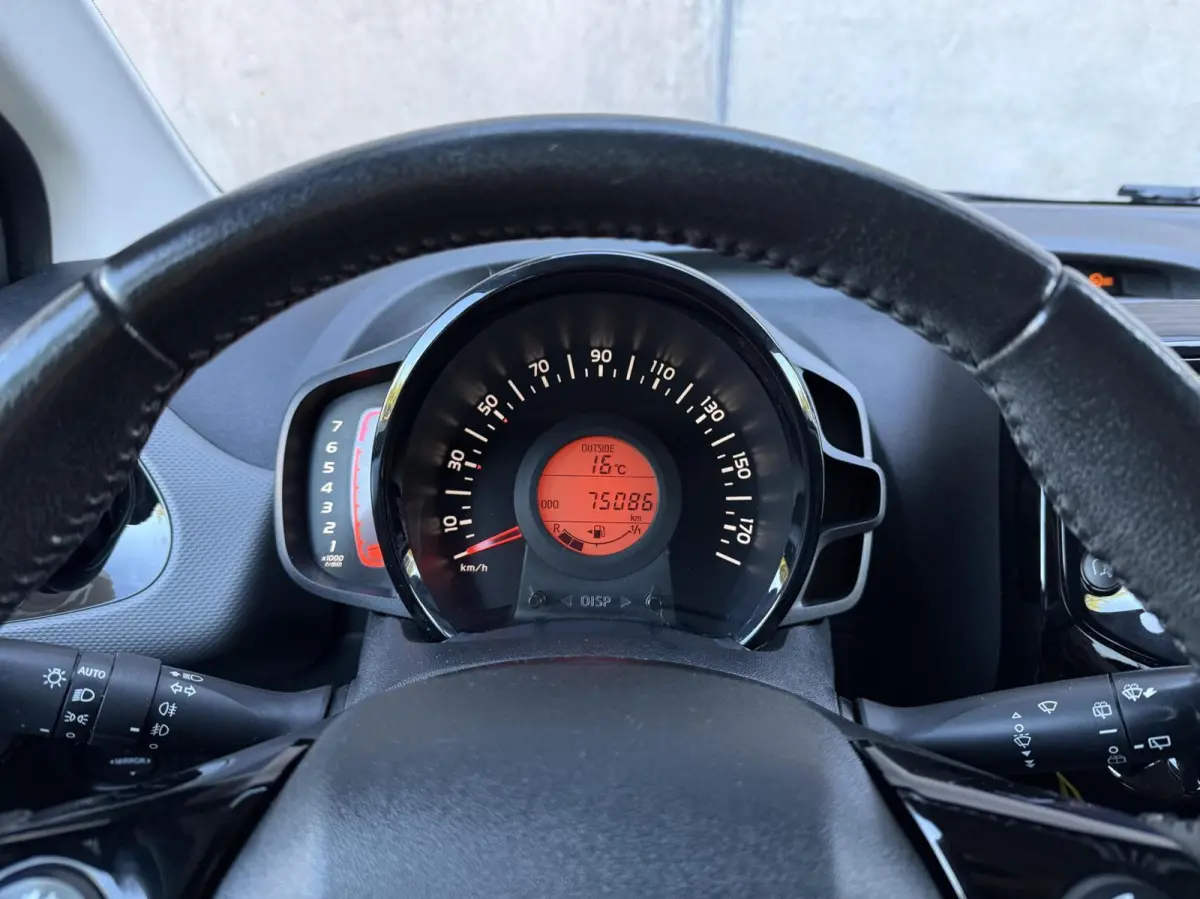 1.0 e-VTi Allure | CarPlay | Camera | Climate control | ORG. NL | Led | Lichtmetaal |