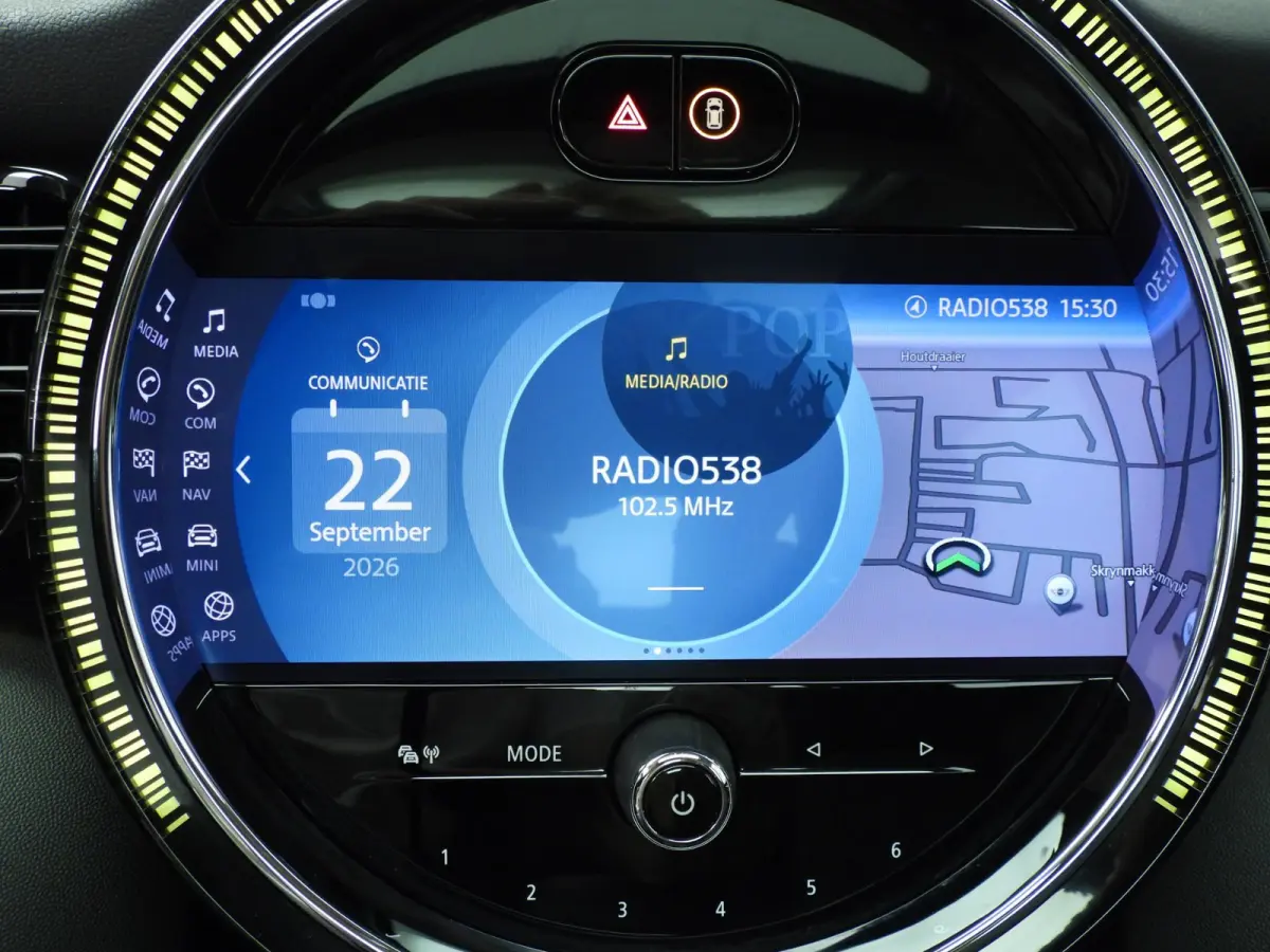 SE | Classic Uitvoering | Panoramadak | Harman-Kardon | Stoelverwarming | Carplay | Navigatie | Achteruitrijcamera | Comfort Access |
