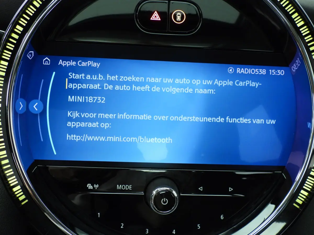 SE | Classic Uitvoering | Panoramadak | Harman-Kardon | Stoelverwarming | Carplay | Navigatie | Achteruitrijcamera | Comfort Access |
