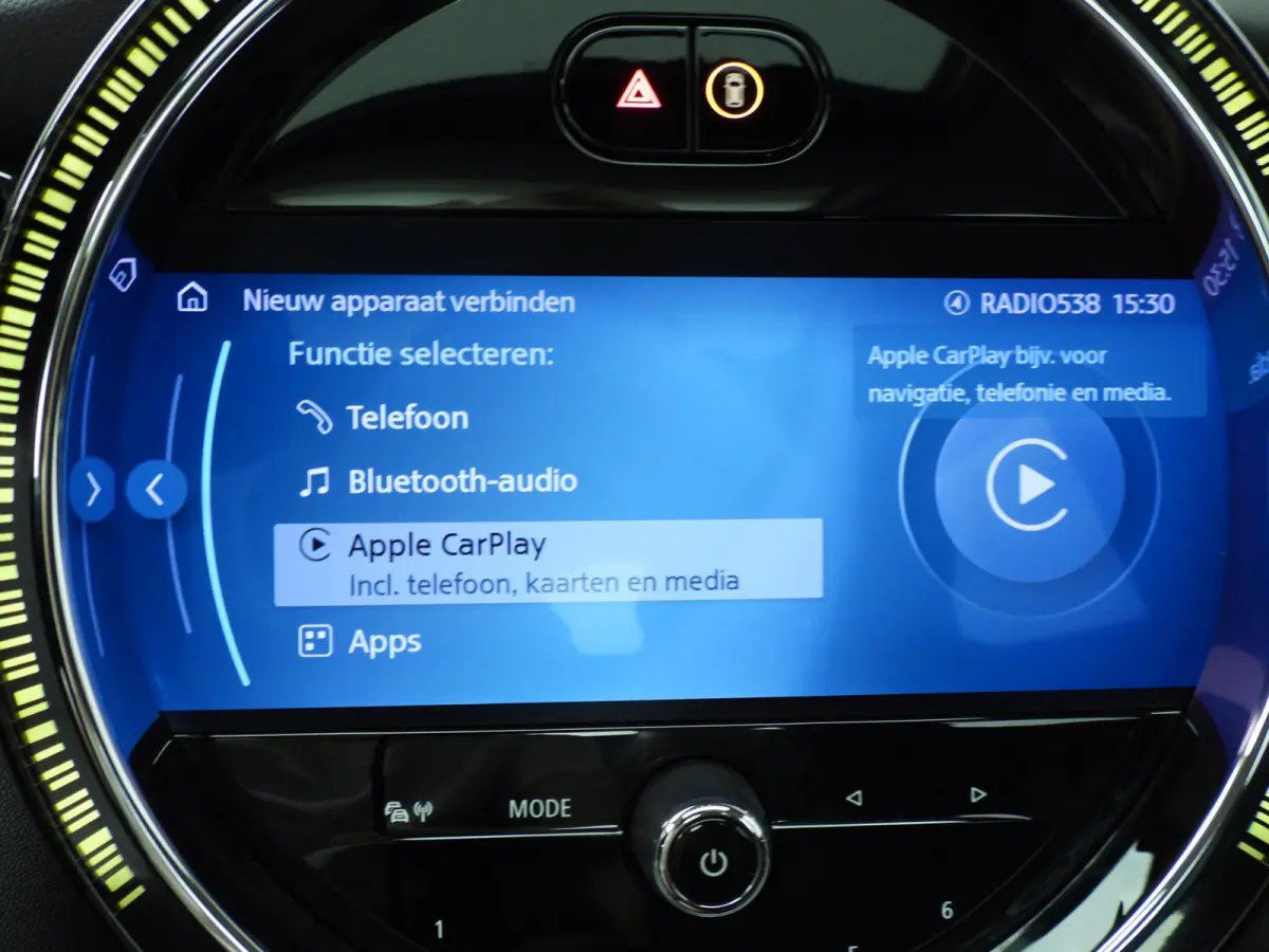 SE | Classic Uitvoering | Panoramadak | Harman-Kardon | Stoelverwarming | Carplay | Navigatie | Achteruitrijcamera | Comfort Access |