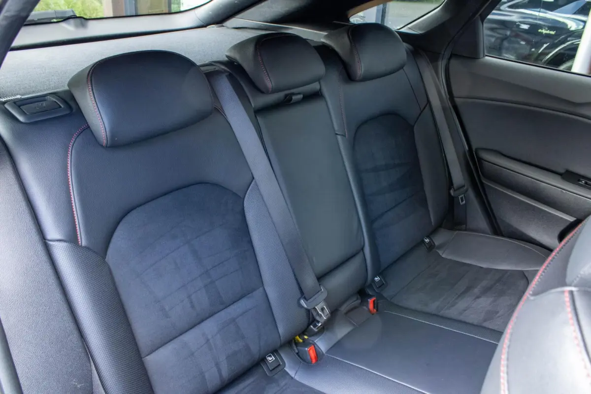 1.6 T-GDi GT|Stoel+Stuurverwarming|JBL Audio|Camera|