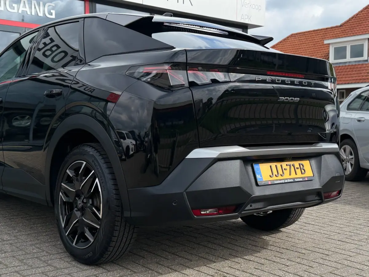 1.2 Hybrid 145PK GT | ACC | Alcantara | Matrix LED