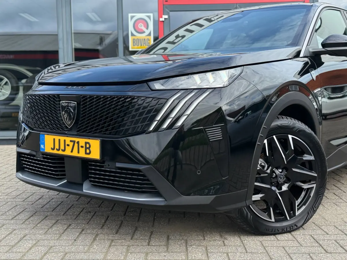 1.2 Hybrid 145PK GT | ACC | Alcantara | Matrix LED