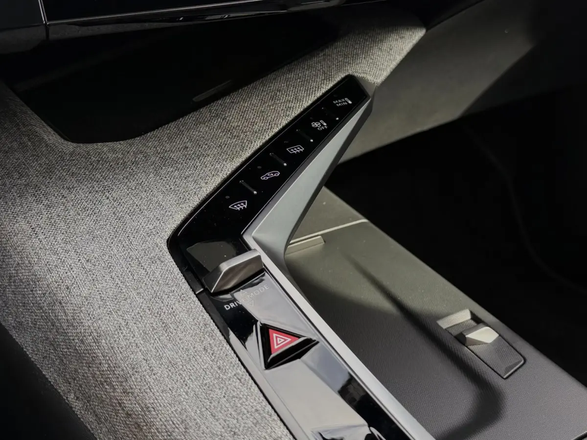 1.2 Hybrid 145PK GT | ACC | Alcantara | Matrix LED