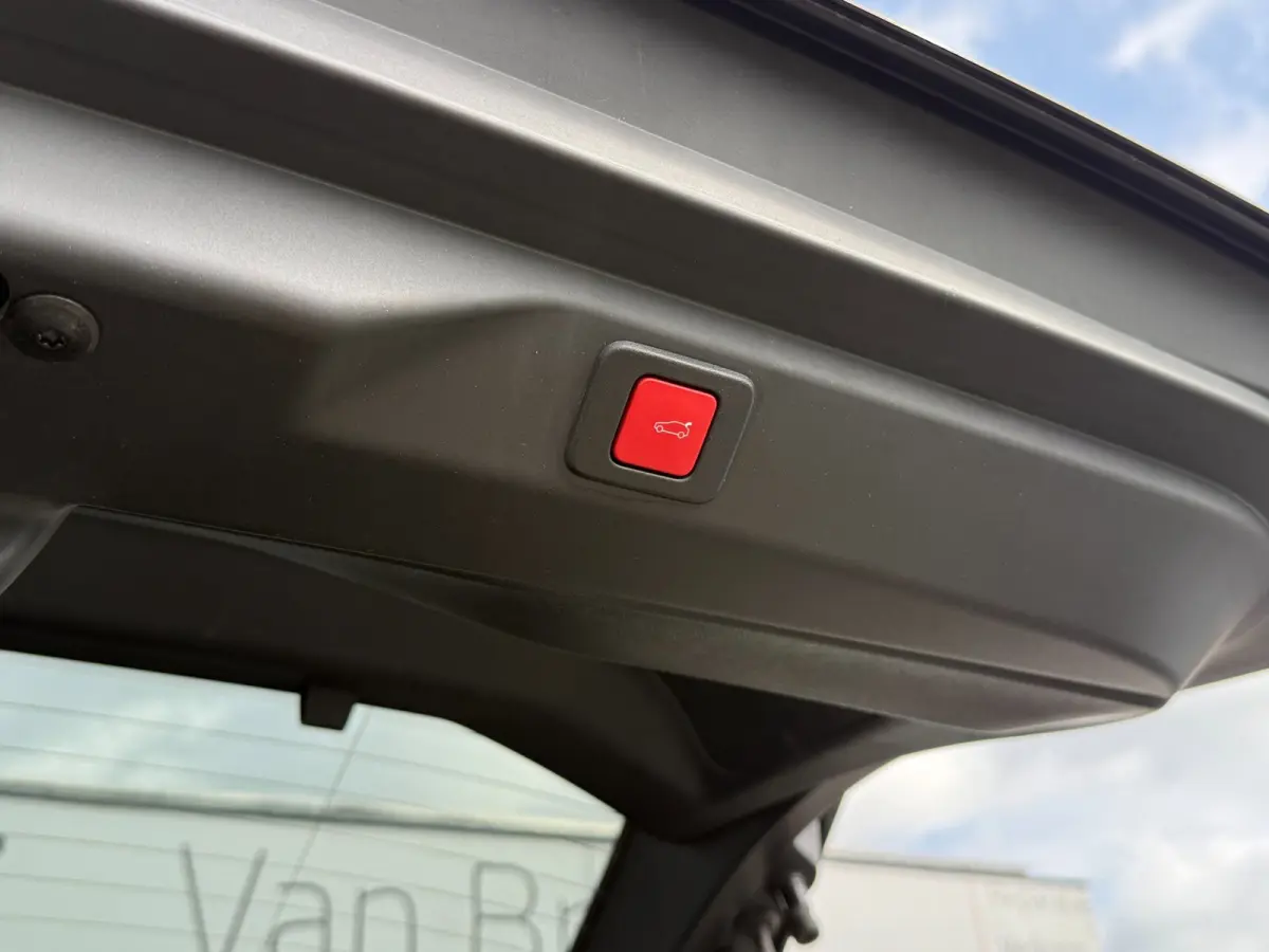 1.2 Hybrid 145PK GT | ACC | Alcantara | Matrix LED