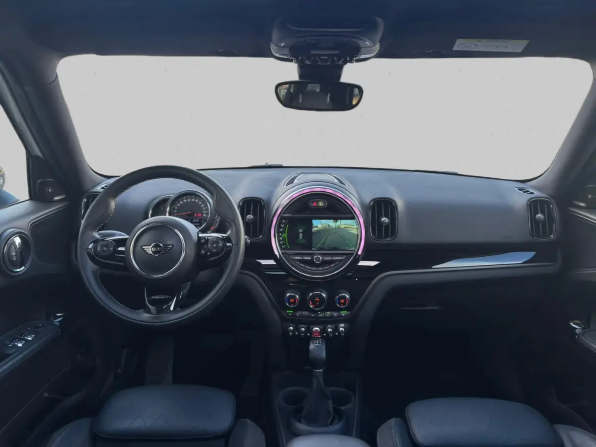 1.5 Cooper Chili Serious Business(NL-auto, Dealer OnderH, Panorama, Camera, Navi Pro, StoelV, Climate Con, Etc)