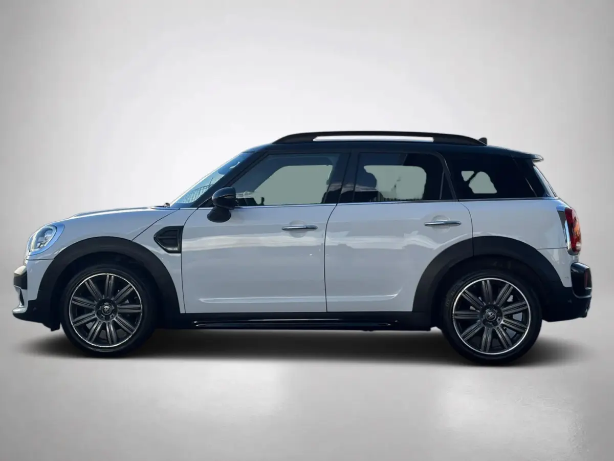 1.5 Cooper Chili Serious Business(NL-auto, Dealer OnderH, Panorama, Camera, Navi Pro, StoelV, Climate Con, Etc)