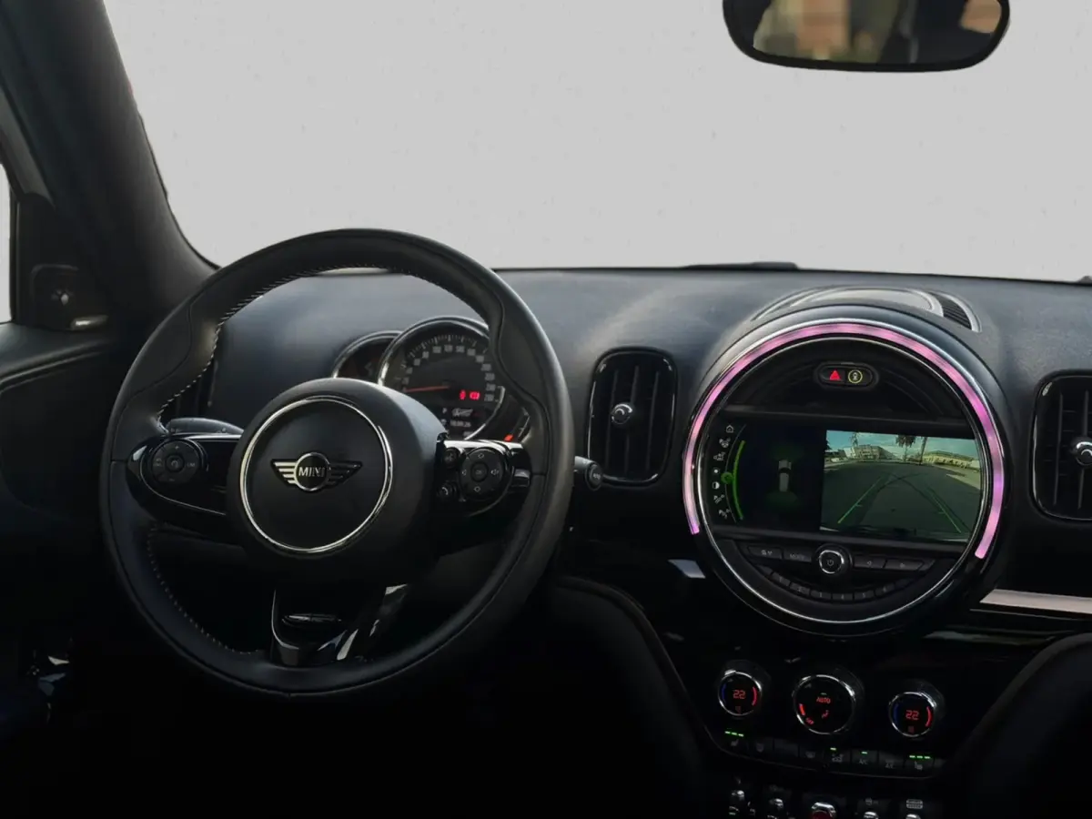 1.5 Cooper Chili Serious Business(NL-auto, Dealer OnderH, Panorama, Camera, Navi Pro, StoelV, Climate Con, Etc)