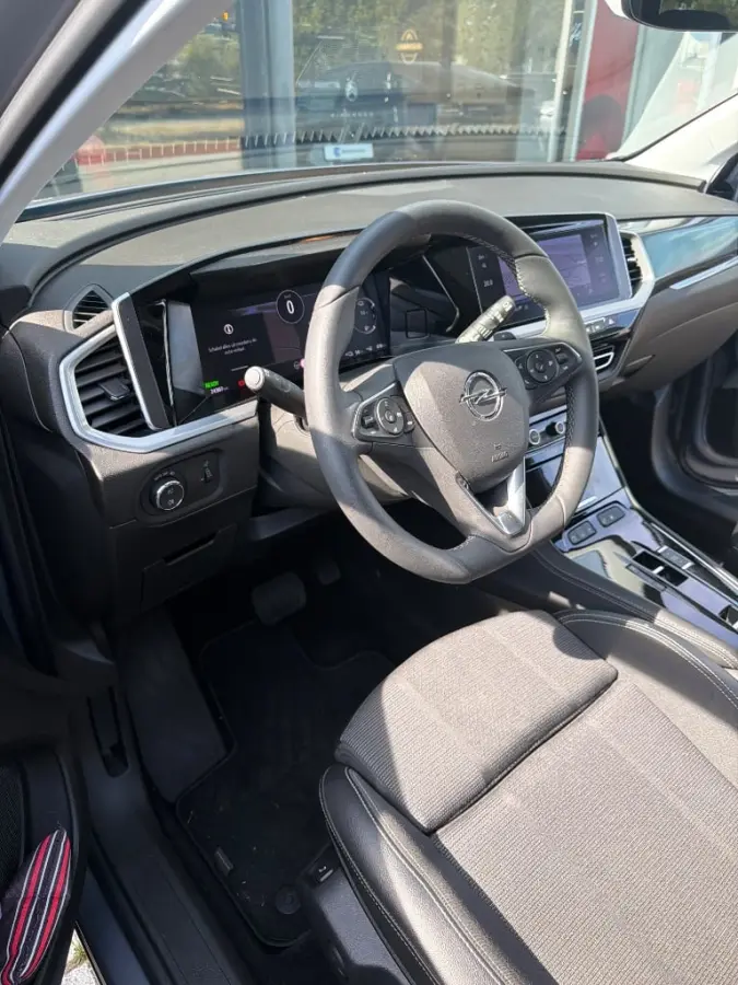 1.6 Turbo Plug-In Hybrid GS Line | Trekhaak | Adaptive Cruise Control | Stoelverwarming | Navigatie | Achteruitrijcamera | Elektr. Achterklep | Keyless Entry | LMV 17" |