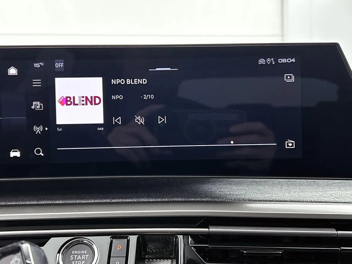 1.2 Hybrid Allure 145pk Automaat | Voorraaddeal! | Navigatie | AGR Stoelen | Achteruitrij Camera | Verwarmbare Voorstoelen | Keyless Entry/Start | Apple Carplay/Android Auto |