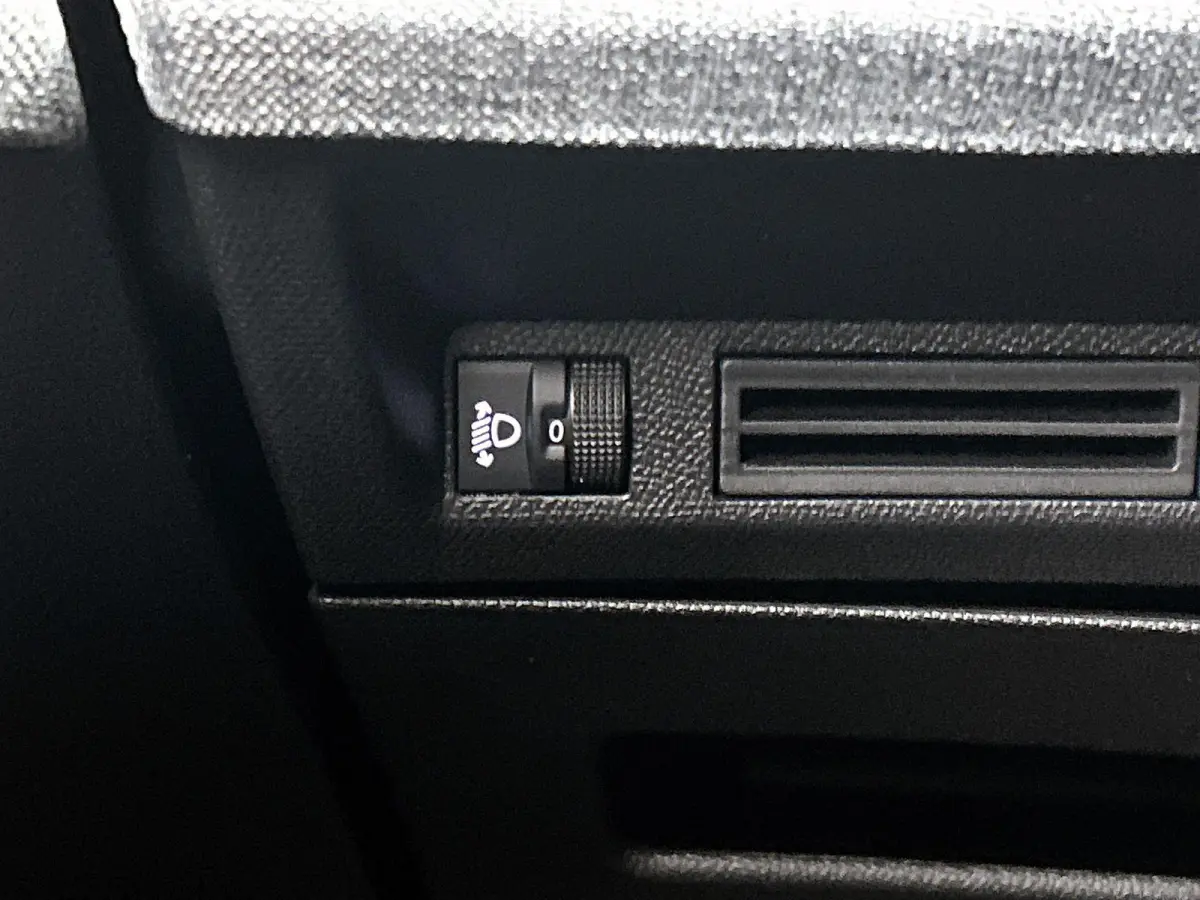 1.2 Hybrid Allure 145pk Automaat | Voorraaddeal! | Navigatie | AGR Stoelen | Achteruitrij Camera | Verwarmbare Voorstoelen | Keyless Entry/Start | Apple Carplay/Android Auto |