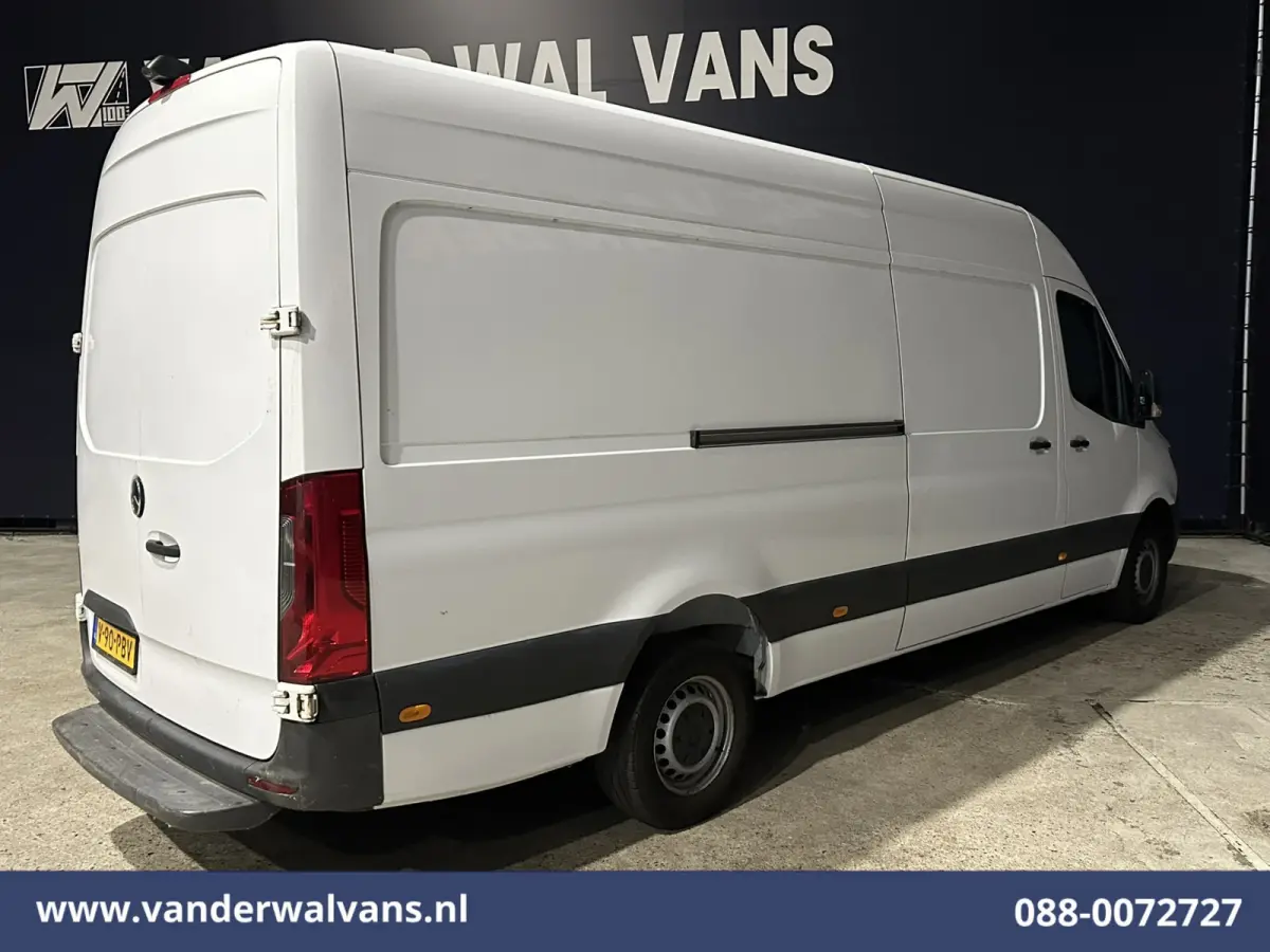 317 CDI 170pk L3H2 Euro6 Airco | Camera | Apple Carplay | Cruisecontrol | Chauffeursstoel Android Auto, Stoelverwarming, Bijrijdersbank
