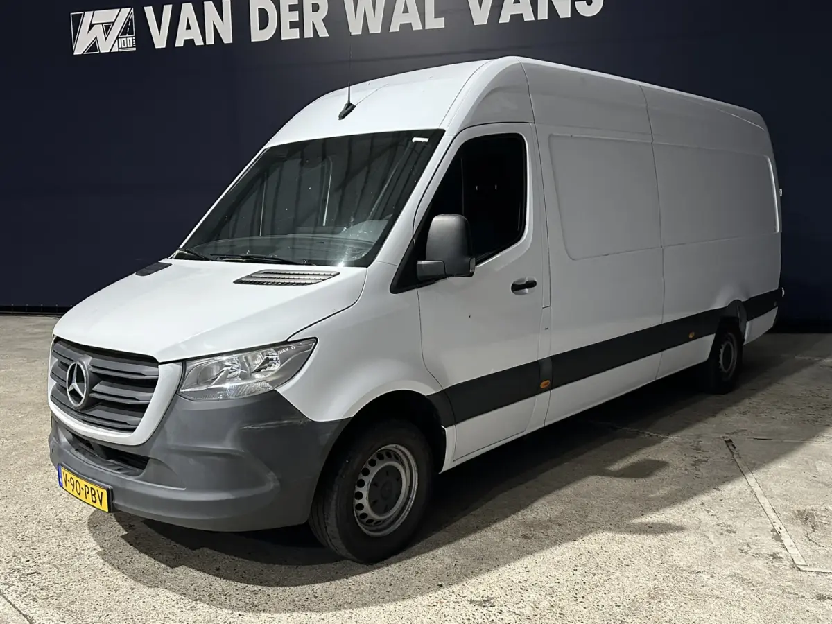317 CDI 170pk L3H2 Euro6 Airco | Camera | Apple Carplay | Cruisecontrol | Chauffeursstoel Android Auto, Stoelverwarming, Bijrijdersbank