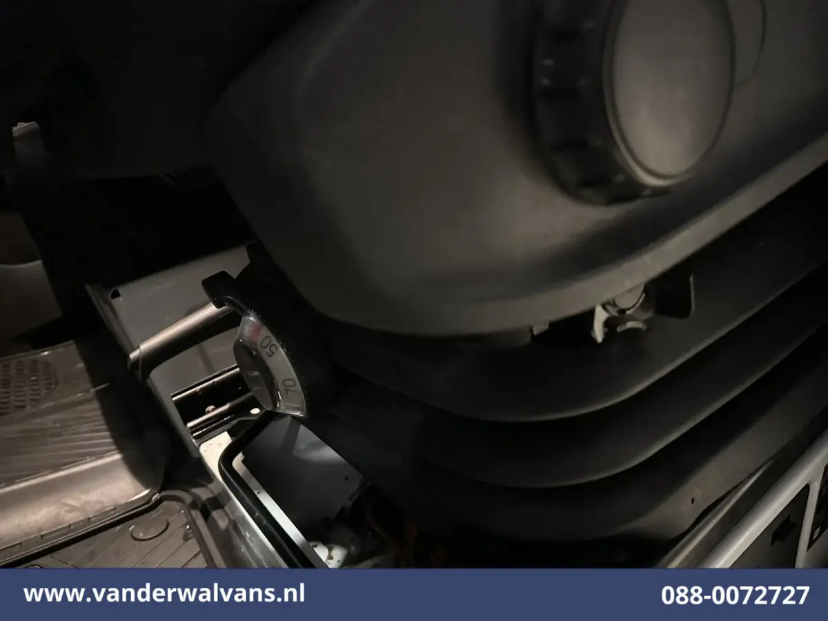 317 CDI 170pk L3H2 Euro6 Airco | Camera | Apple Carplay | Cruisecontrol | Chauffeursstoel Android Auto, Stoelverwarming, Bijrijdersbank