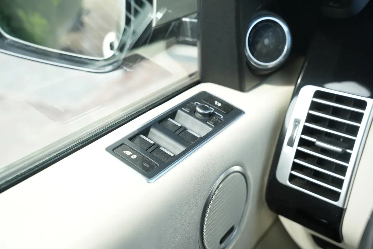 3.0 TDV6 Autobiography Panoramadak Meridian Stoelclima Massage Trekhaak