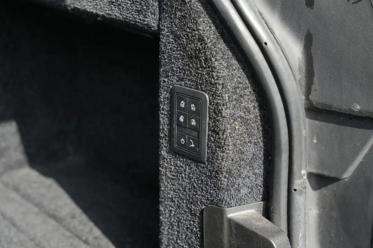 3.0 TDV6 Autobiography Panoramadak Meridian Stoelclima Massage Trekhaak