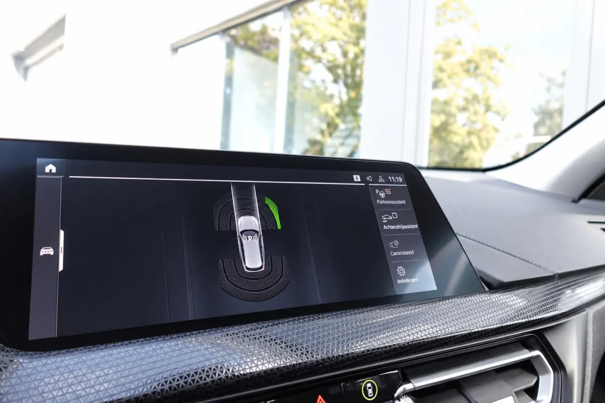 118i High Executive KEYLESS CAM LEDER VOL
