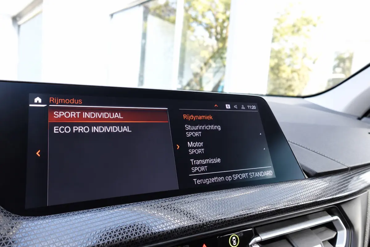 118i High Executive KEYLESS CAM LEDER VOL