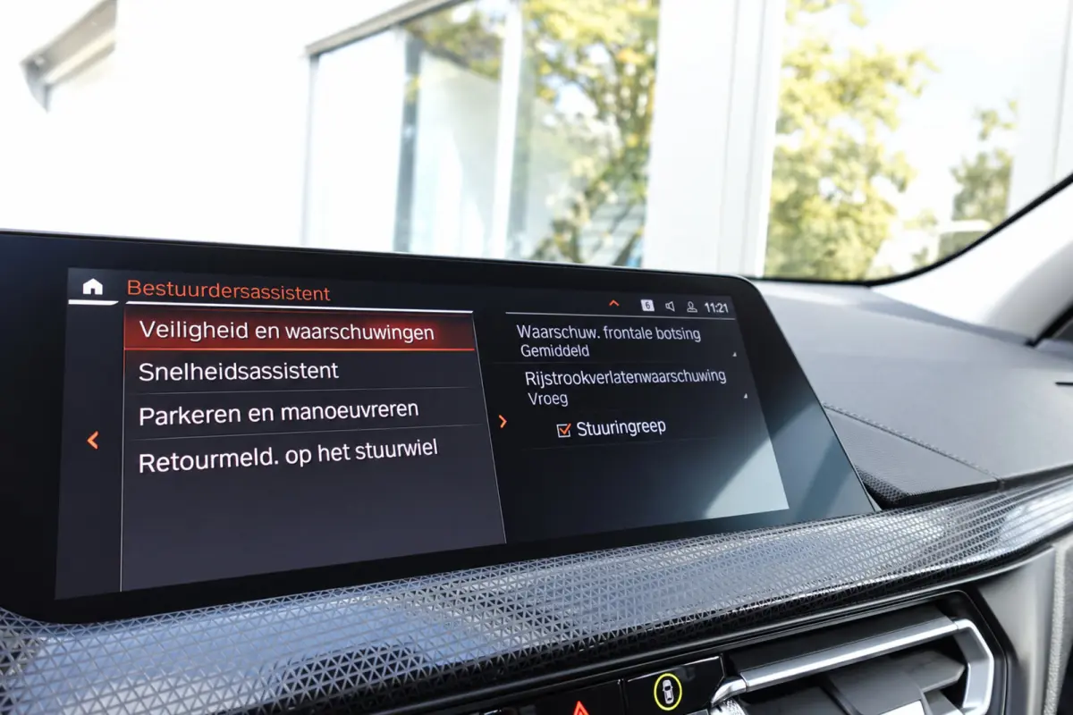 118i High Executive KEYLESS CAM LEDER VOL
