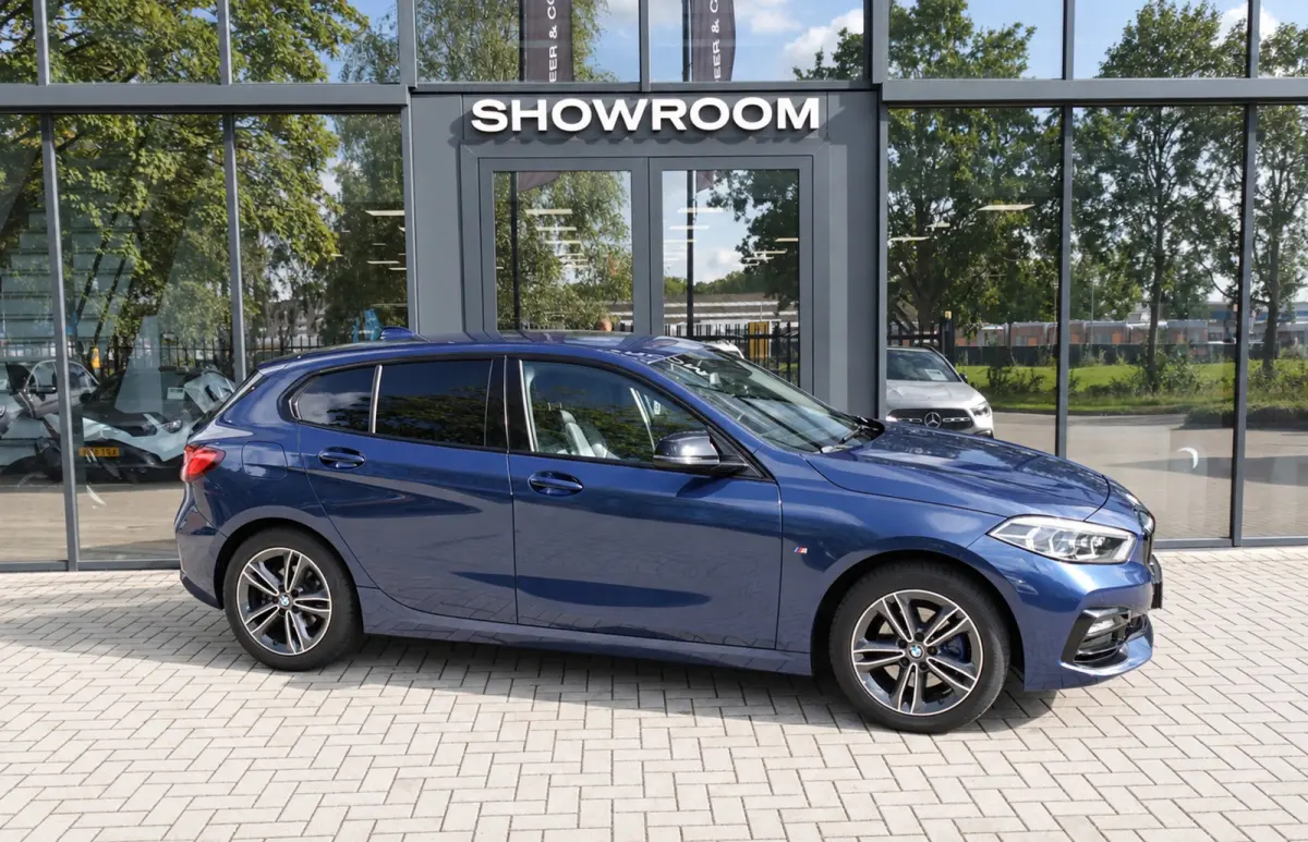 118i High Executive KEYLESS CAM LEDER VOL