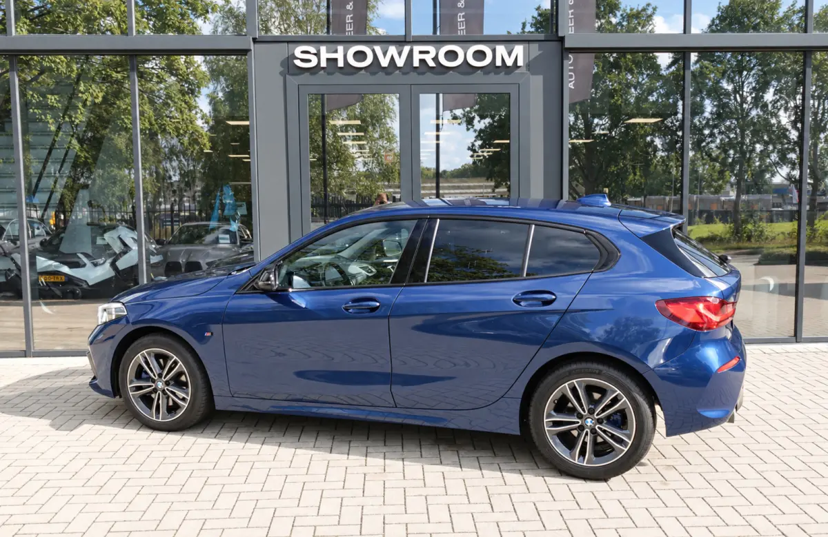 118i High Executive KEYLESS CAM LEDER VOL