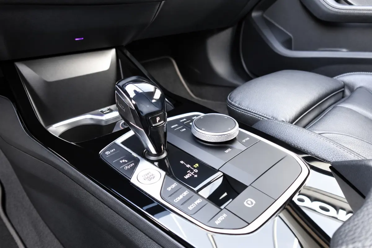 118i High Executive KEYLESS CAM LEDER VOL