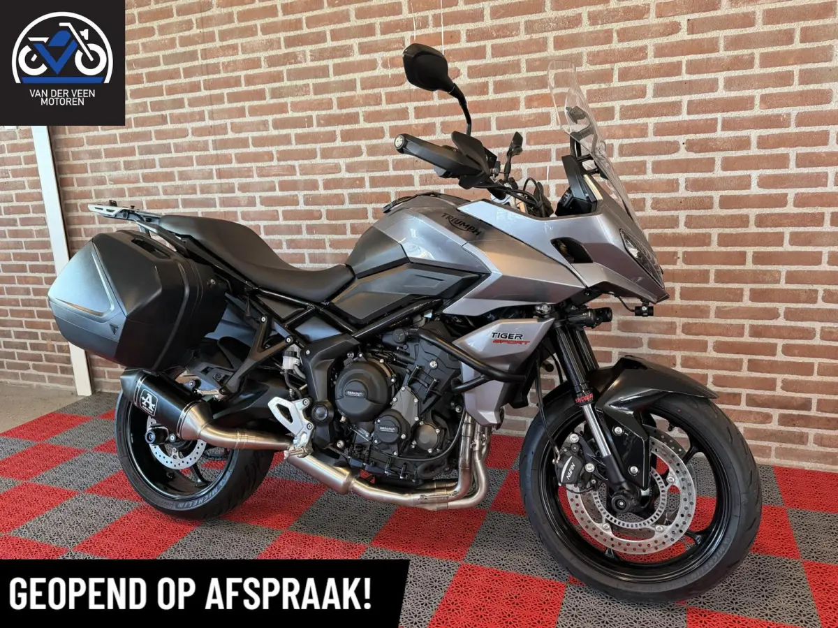 Triumph Tiger 2023 Benzine Handgeschakeld leasen