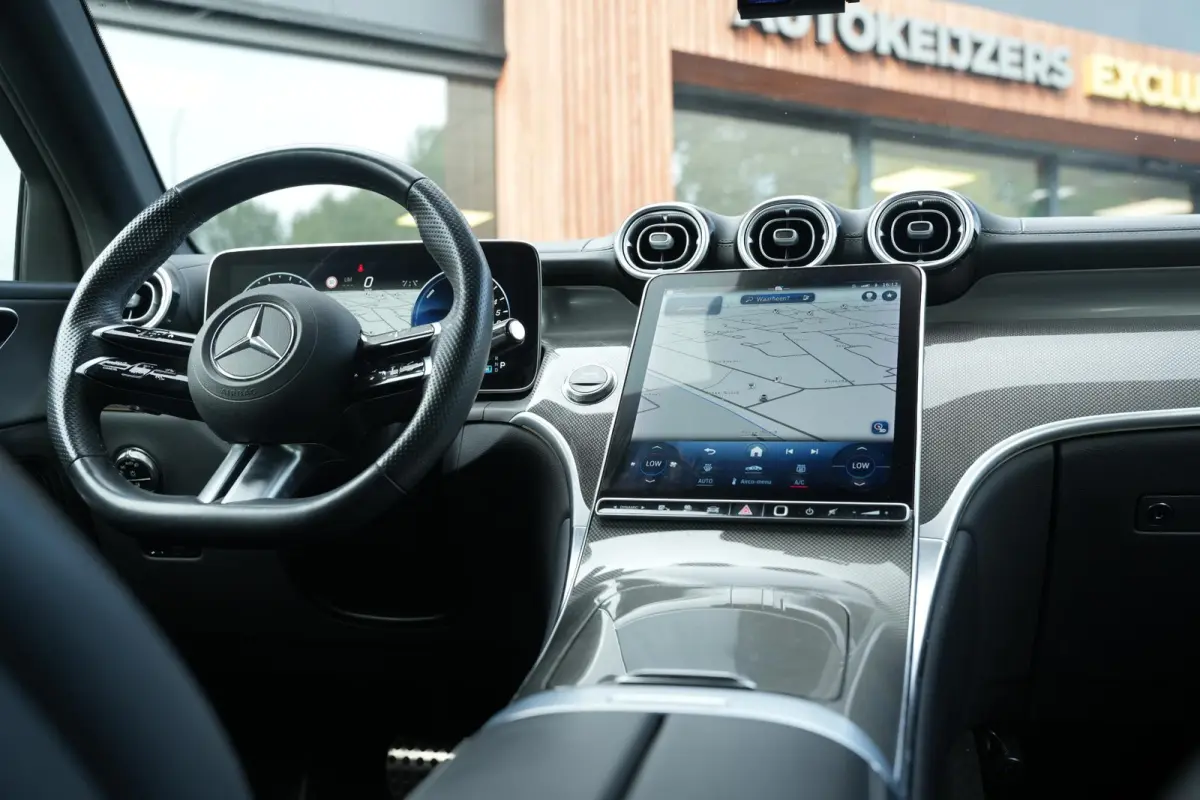 4MATIC Business Solution AMG Adapt. Cruise Memory Leer Keyless 360cam 19''LM