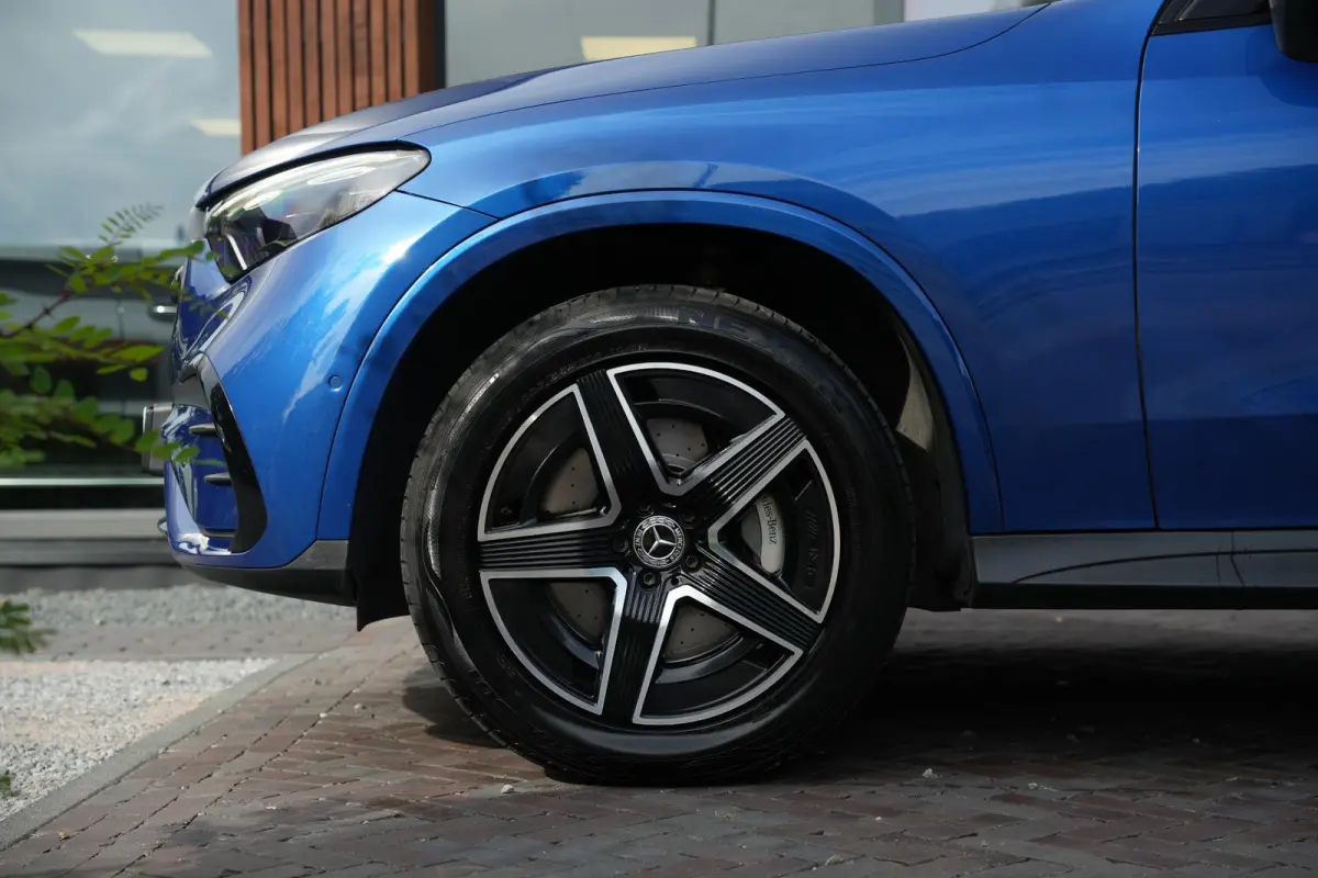 4MATIC Business Solution AMG Adapt. Cruise Memory Leer Keyless 360cam 19''LM