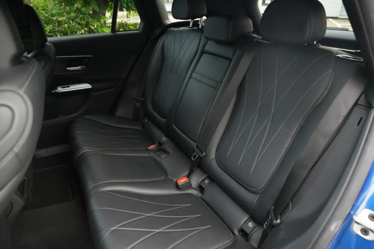 4MATIC Business Solution AMG Adapt. Cruise Memory Leer Keyless 360cam 19''LM