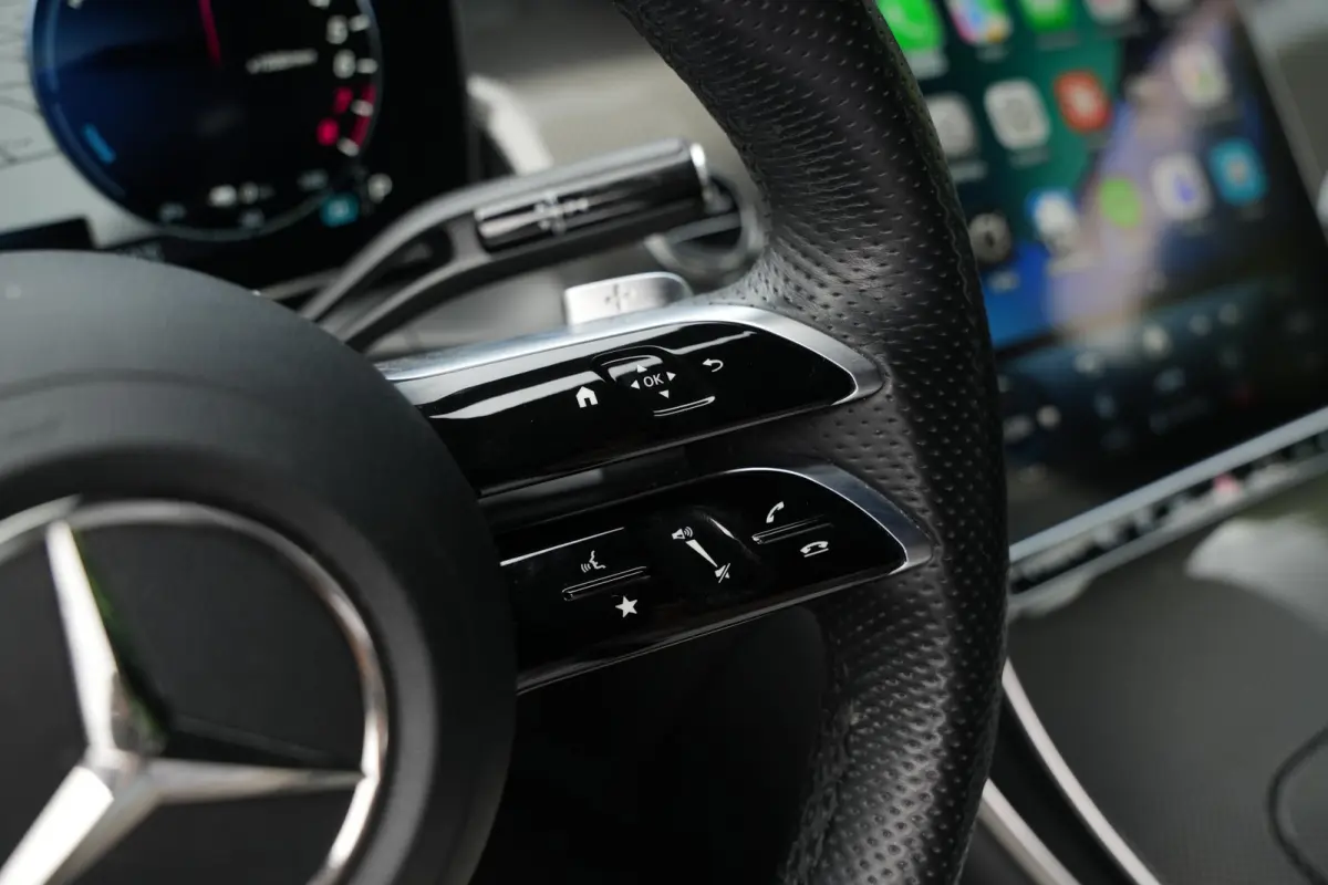 4MATIC Business Solution AMG Adapt. Cruise Memory Leer Keyless 360cam 19''LM