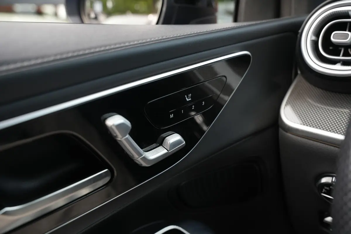 4MATIC Business Solution AMG Adapt. Cruise Memory Leer Keyless 360cam 19''LM