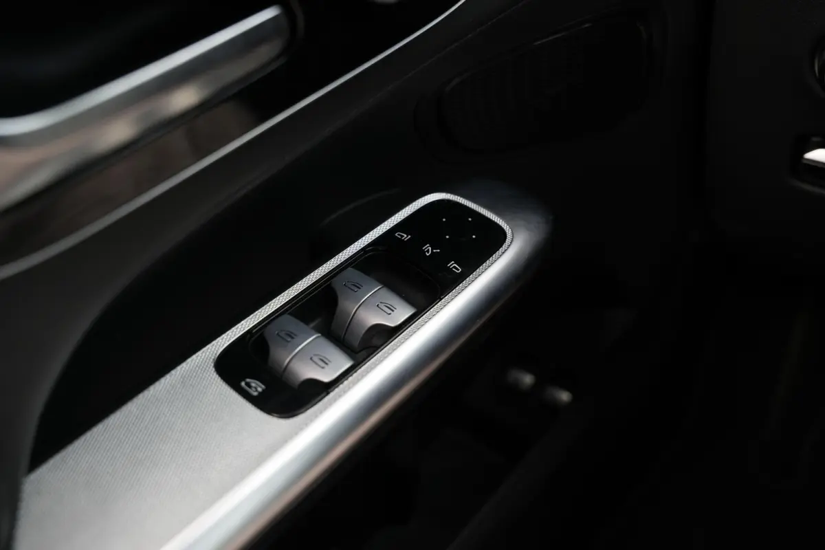 4MATIC Business Solution AMG Adapt. Cruise Memory Leer Keyless 360cam 19''LM