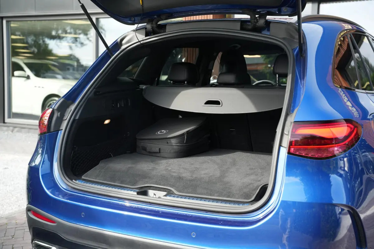 4MATIC Business Solution AMG Adapt. Cruise Memory Leer Keyless 360cam 19''LM