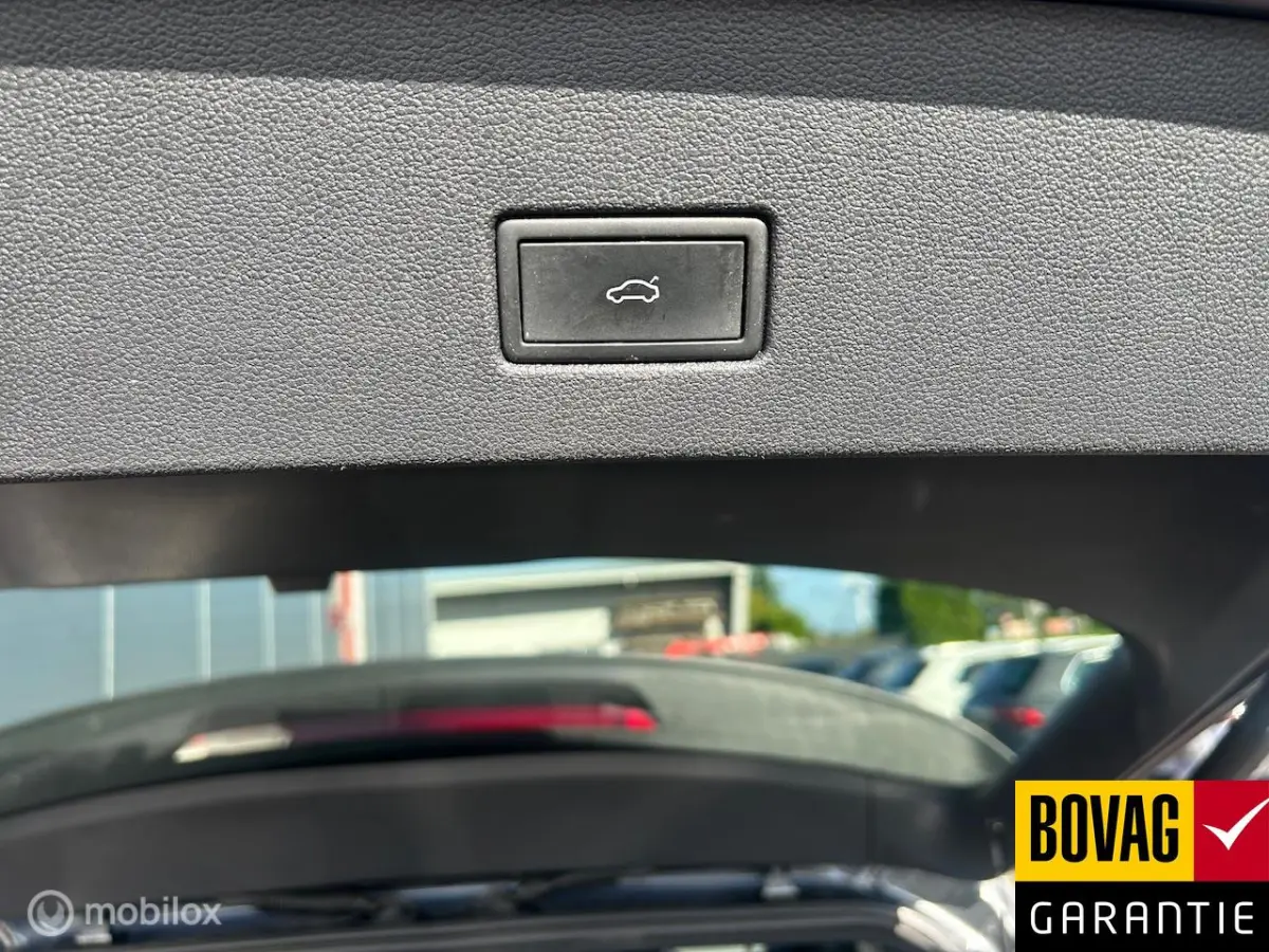 1.5 TSI Sport Business IQ drive Aut. Trekhaak afneembaar Camera