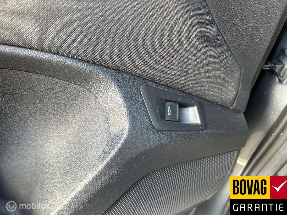 1.5 TSI Sport Business IQ drive Aut. Trekhaak afneembaar Camera