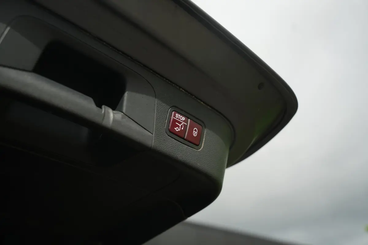 400 4MATIC Premium Plus 80 kWh Schuif/kanteldak ACC Burmester Memory Manufaktur MultiBeam